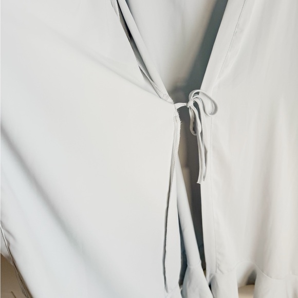 Elegant Belted Pale Blue Lightweight Day Robe w/Ruffled Hem at Sleeve, Bottom - Picture 5 of 12